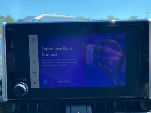 Used 2025 Toyota RAV4 XLE FWD image 23