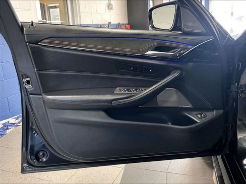 Used 2022 BMW M5 w/ Competition Package AWD/4WD image 9
