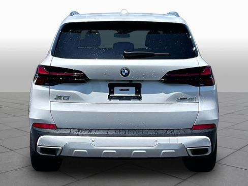 Certified 2026 BMW X5 xDrive40i AWD/4WD image 4