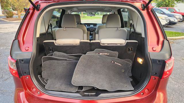 Used 2012 MAZDA MAZDA5 Touring w/ Moonroof & Audio Pkg FWD image 23