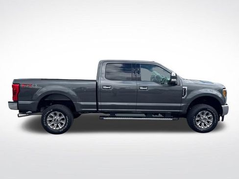 Used 2018 Ford F250 XLT w/ XLT Premium Package AWD/4WD image 7
