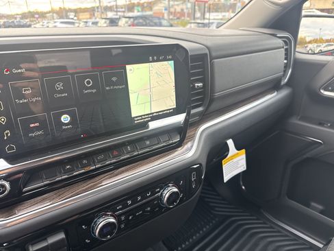 New 2026 GMC Sierra 1500 Elevation image 22