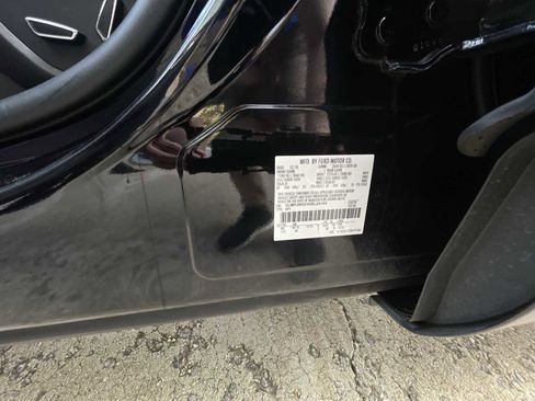 Used 2019 Lincoln Nautilus Select image 34