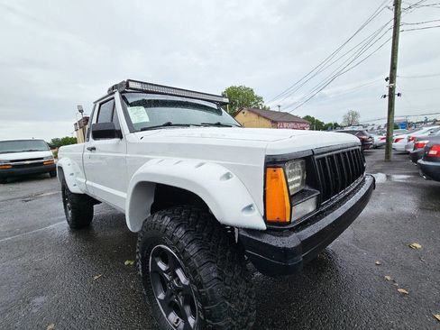 Used 1992 Jeep Comanche 4x4 image 8