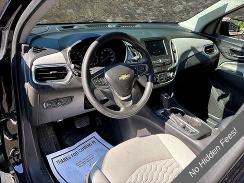 Used 2021 Chevrolet Equinox LS w/ LS Convenience Package FWD image 11