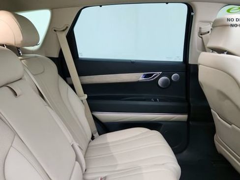 Used 2025 Genesis GV80 2.5T Advanced AWD/4WD image 26