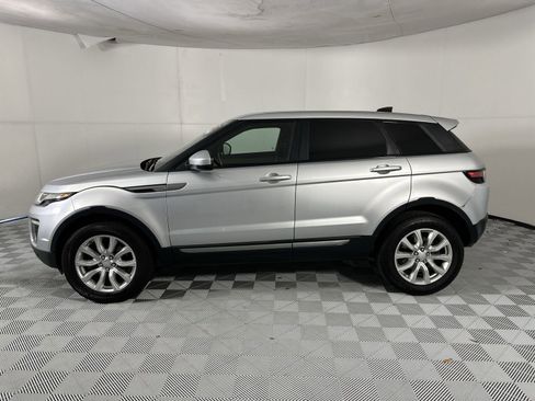 Used 2017 Land Rover Range Rover Evoque SE AWD/4WD image 5