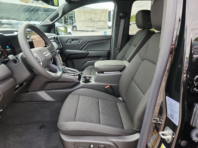 New 2026 GMC Canyon Elevation w/ Convenience Package RWD image 9