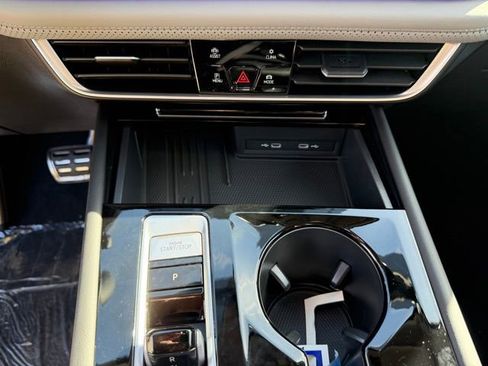 New 2026 Volkswagen Atlas Peak Edition AWD/4WD image 22