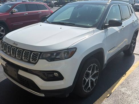Used 2024 Jeep Compass Limited AWD/4WD image 1