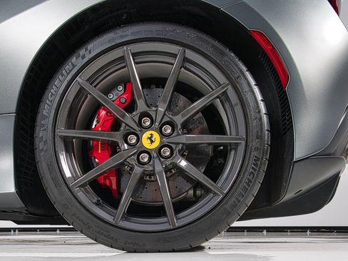 Certified 2023 Ferrari F8 Tributo RWD image 17