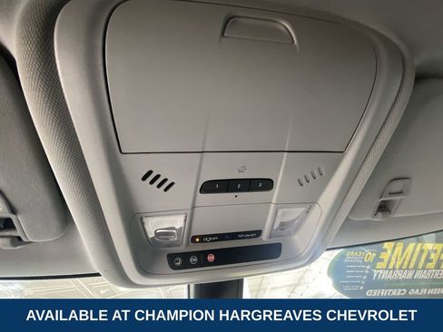 Used 2020 Chevrolet Blazer LT image 25