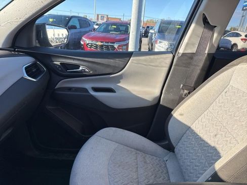 Used 2024 Chevrolet Equinox LS w/ LS Convenience Package image 17