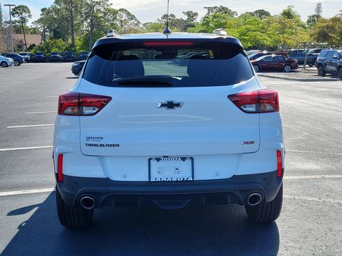 Used 2021 Chevrolet TrailBlazer RS w/ Technology Package image 5