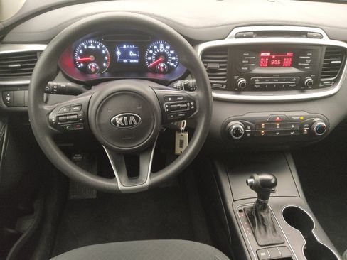 Used 2016 Kia Sorento L FWD image 22