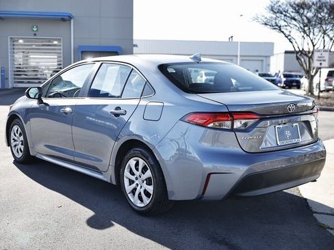 Used 2024 Toyota Corolla LE image 6