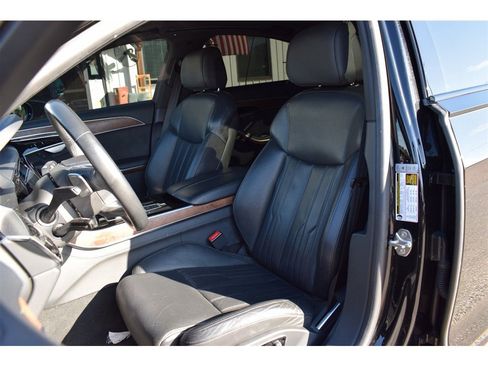Used 2021 Audi A8 L 4.0T w/ Executive Plus Package image 11