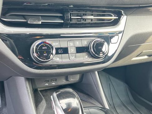 Certified 2024 Buick Envista Sport Touring w/ Convenience I Package FWD image 20
