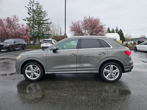 Used 2020 Audi Q3 2.0T Premium w/ Convenience Package image 4