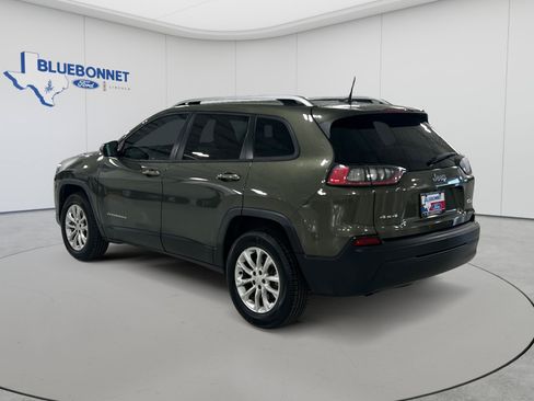 Used 2020 Jeep Cherokee Latitude AWD/4WD image 7