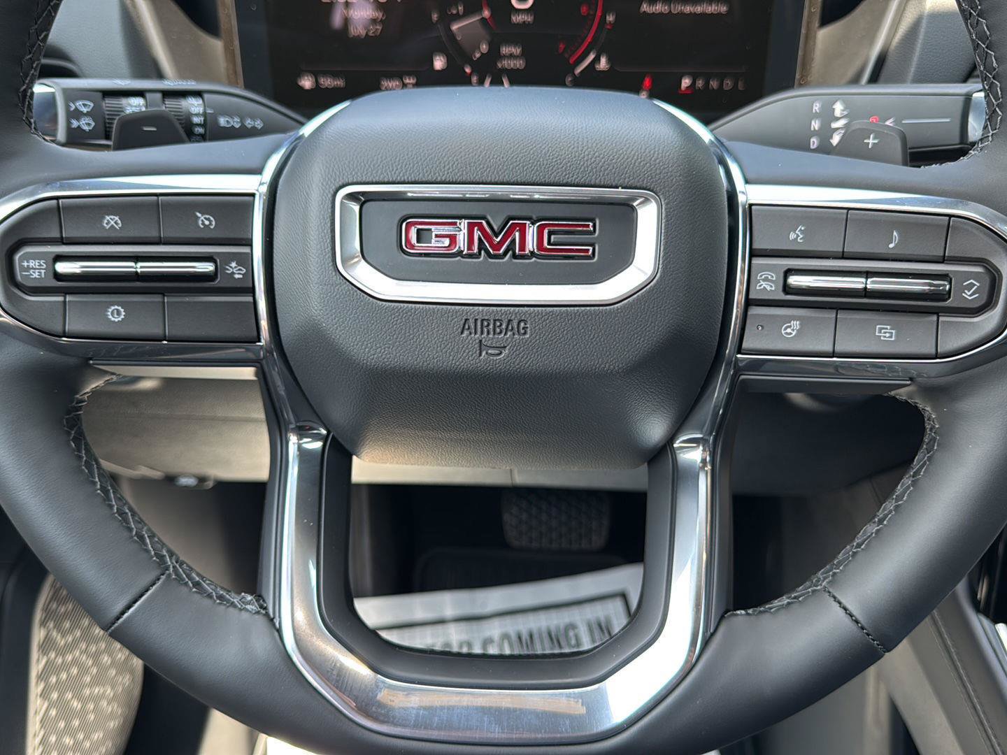 New 2027 GMC Terrain Elevation w/ Elevation Premium Package AWD/4WD image 12