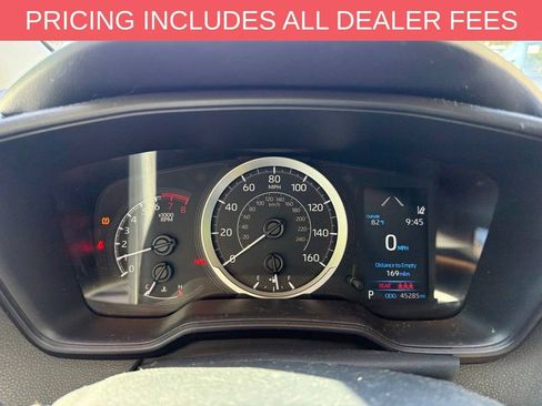 Used 2022 Toyota Corolla LE FWD image 15