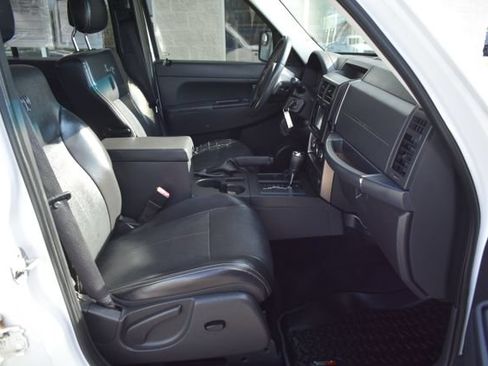 Used 2012 Jeep Liberty Sport AWD/4WD image 35