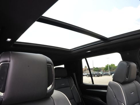 Certified 2025 Cadillac Escalade Sport w/ Touring Package image 27