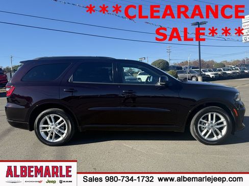 Used 2024 Dodge Durango GT image 2