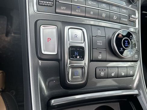 Used 2023 Hyundai Santa Fe Calligraphy AWD/4WD image 19