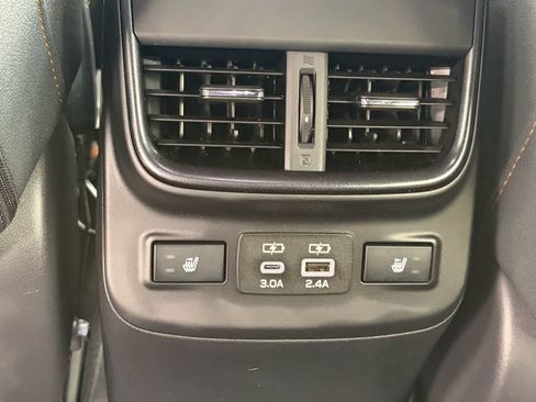 Used 2025 Subaru Outback Wilderness AWD/4WD image 13