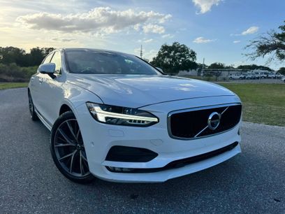 Used 2019 Volvo S90 T6 Momentum