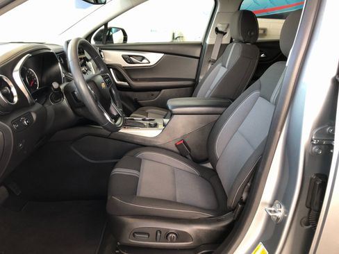 Certified 2025 Chevrolet Blazer LT w/ Convenience Package image 20