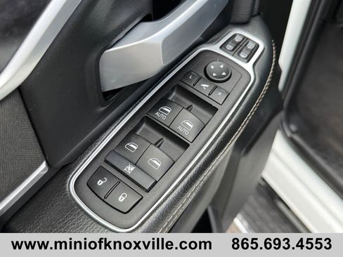 Used 2024 RAM 3500 Big Horn AWD/4WD image 17