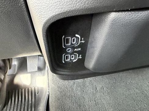 Used 2023 RAM 1500 Laramie image 27