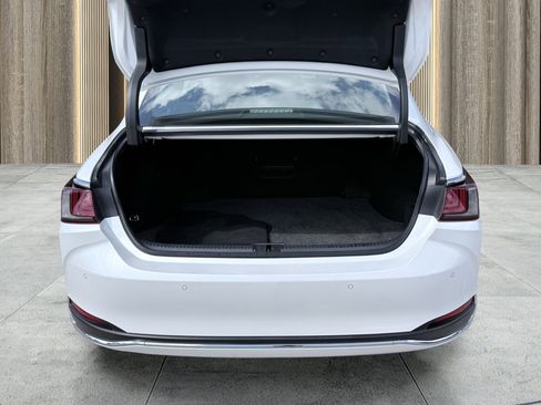 Used 2022 Lexus ES 250 w/ Premium Package image 17