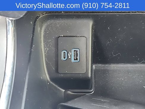 Used 2022 Ford F150 XLT w/ Equipment Group 302A High RWD image 9