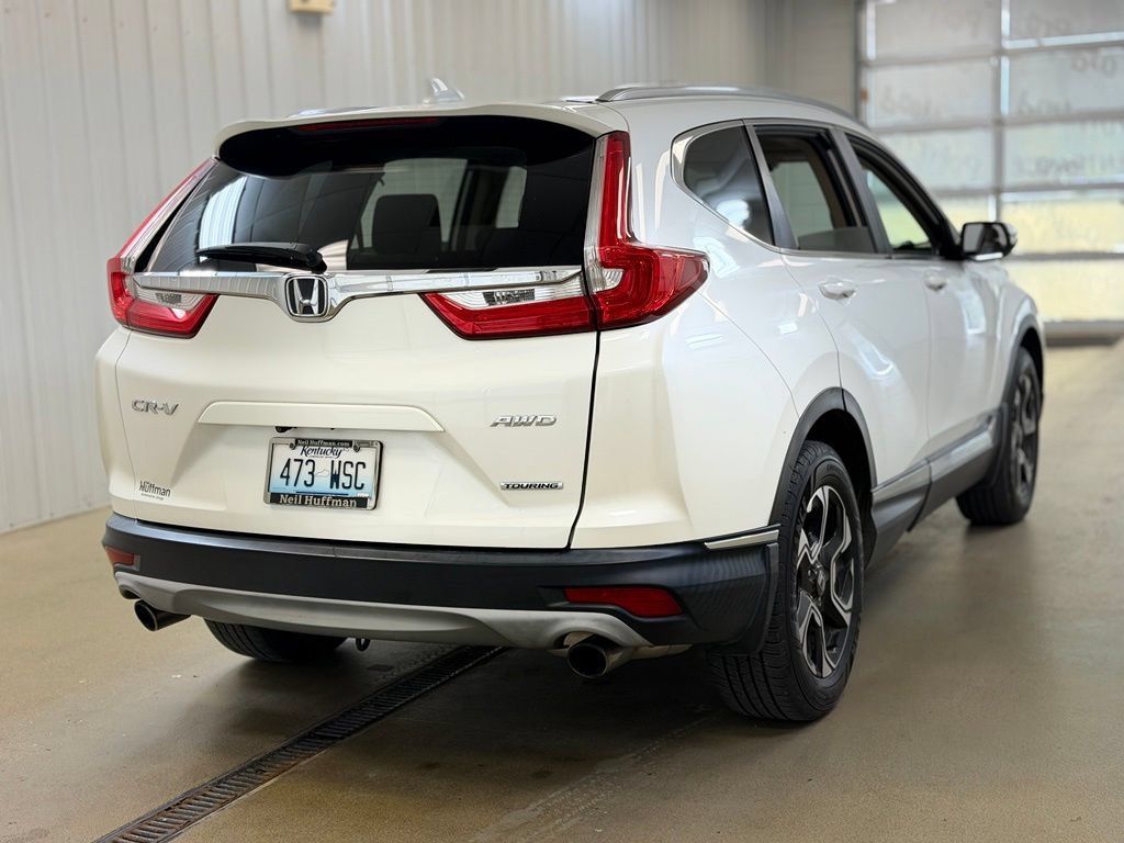Used 2017 Honda CR-V Touring image 5