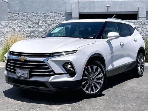 Used 2023 Chevrolet Blazer Premier w/ Enhanced Convenience Package FWD image 1