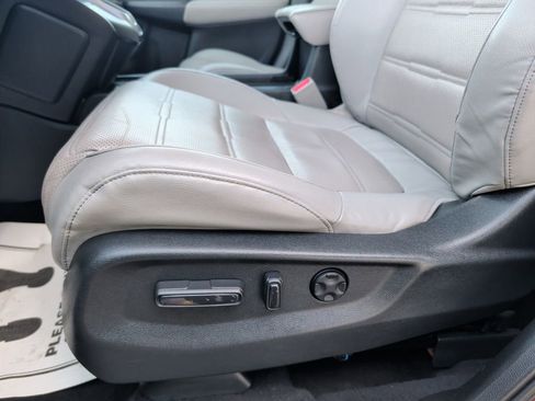 Used 2017 Honda CR-V EX-L image 9