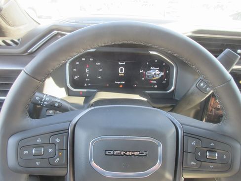 New 2026 GMC Sierra 2500 Denali Ultimate w/ Max Trailering Package image 18