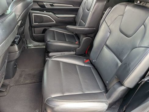 Used 2020 Kia Telluride S FWD image 26