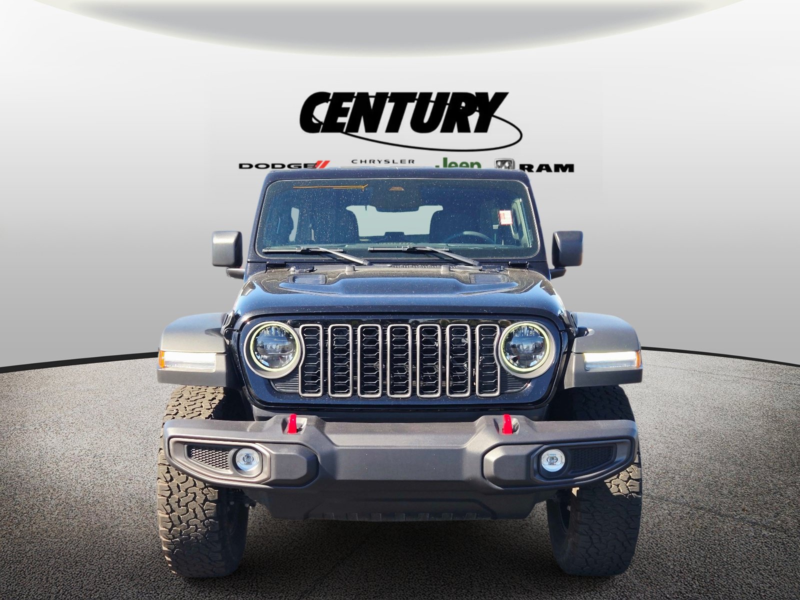 Used 2025 Jeep Wrangler Unlimited Rubicon w/ Convenience Group AWD/4WD image 9