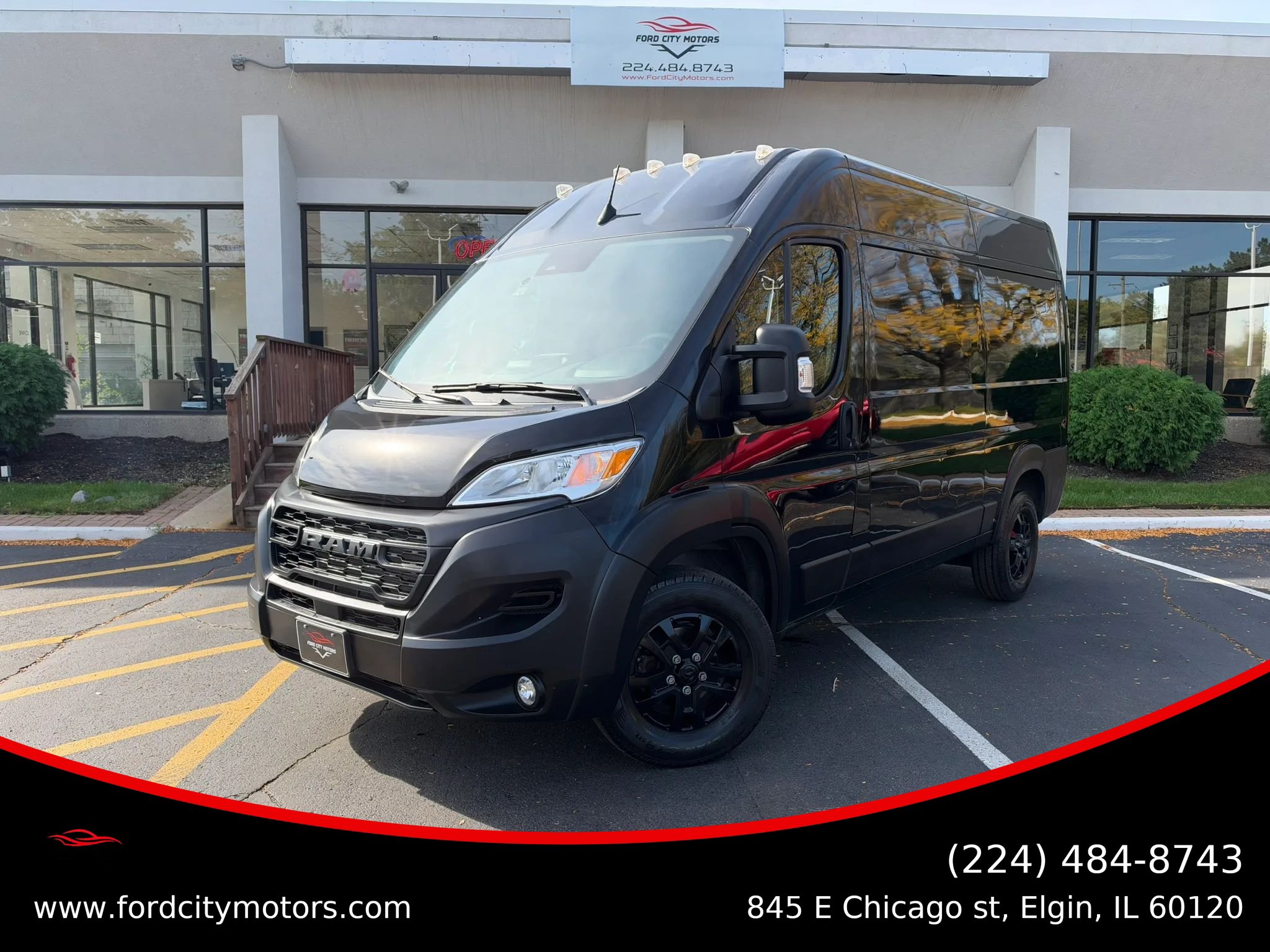 Used 2023 RAM ProMaster 2500 w/ Safety Group FWD image 1