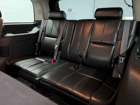 Used 2013 Chevrolet Tahoe LT w/ Luxury Package AWD/4WD image 20