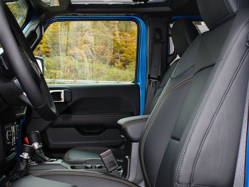 New 2026 Jeep Wrangler Unlimited Sahara image 19