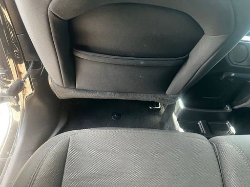 Used 2024 Jeep Wrangler Unlimited Rubicon 4xe image 29