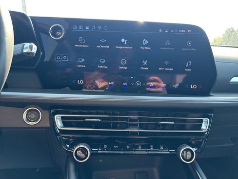 New 2026 Chevrolet Traverse LT w/ LPO, Floor Liner Package image 17