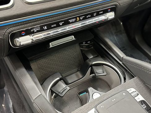 Used 2020 Mercedes-Benz GLE 450 4MATIC image 31