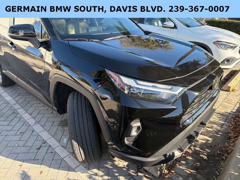 Used 2023 Toyota RAV4 XLE Premium image 3